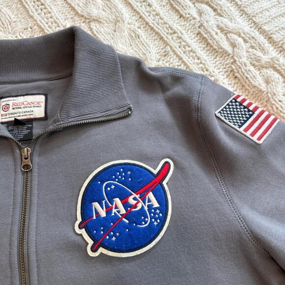 Red Canoe NASA Rocket Scientist Zip-Up ☆ - Picture 5 of 8